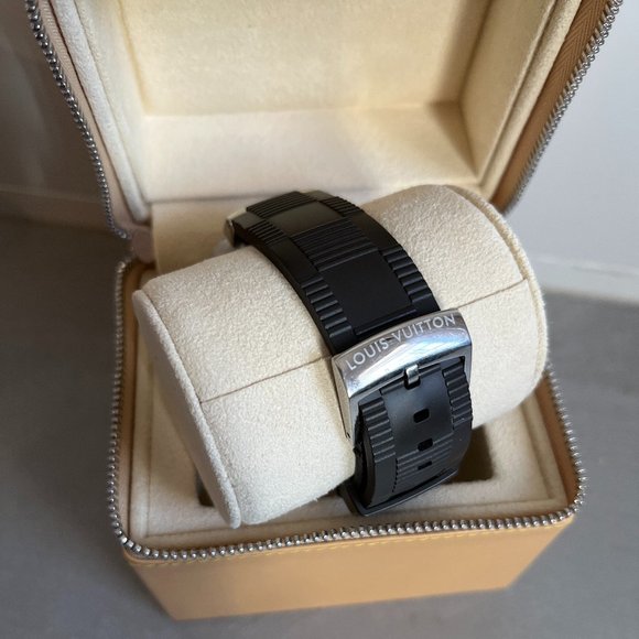 Louis Vuitton Q1031 Men's Tambour Diving Automatic Watch - Picture 4 of 7